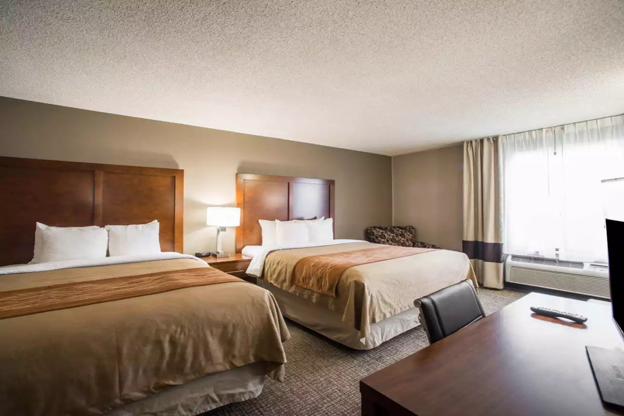 SuitesSpecialtyRooms